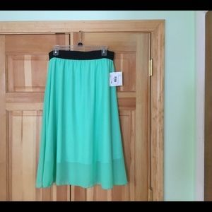 Lularoe Lola midi skirt. NWT